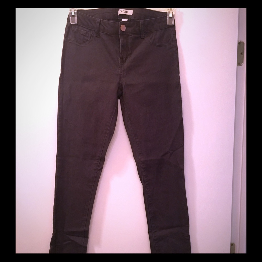 Gray skinny jeans